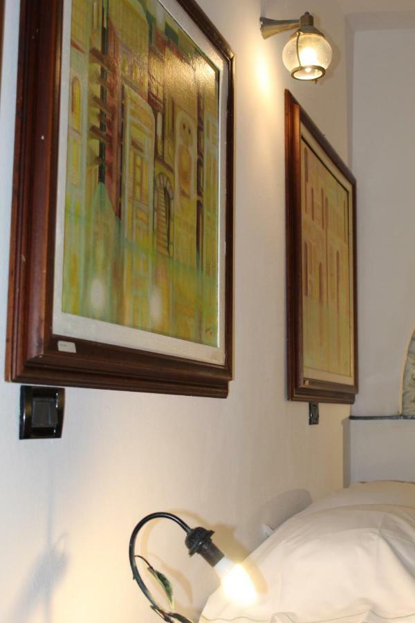 Enrica Barrani Room ヴェルナッツァ エクステリア 写真